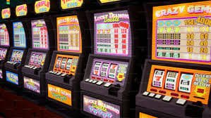Filipino players browsing ph62 sports and casino platform on mobile